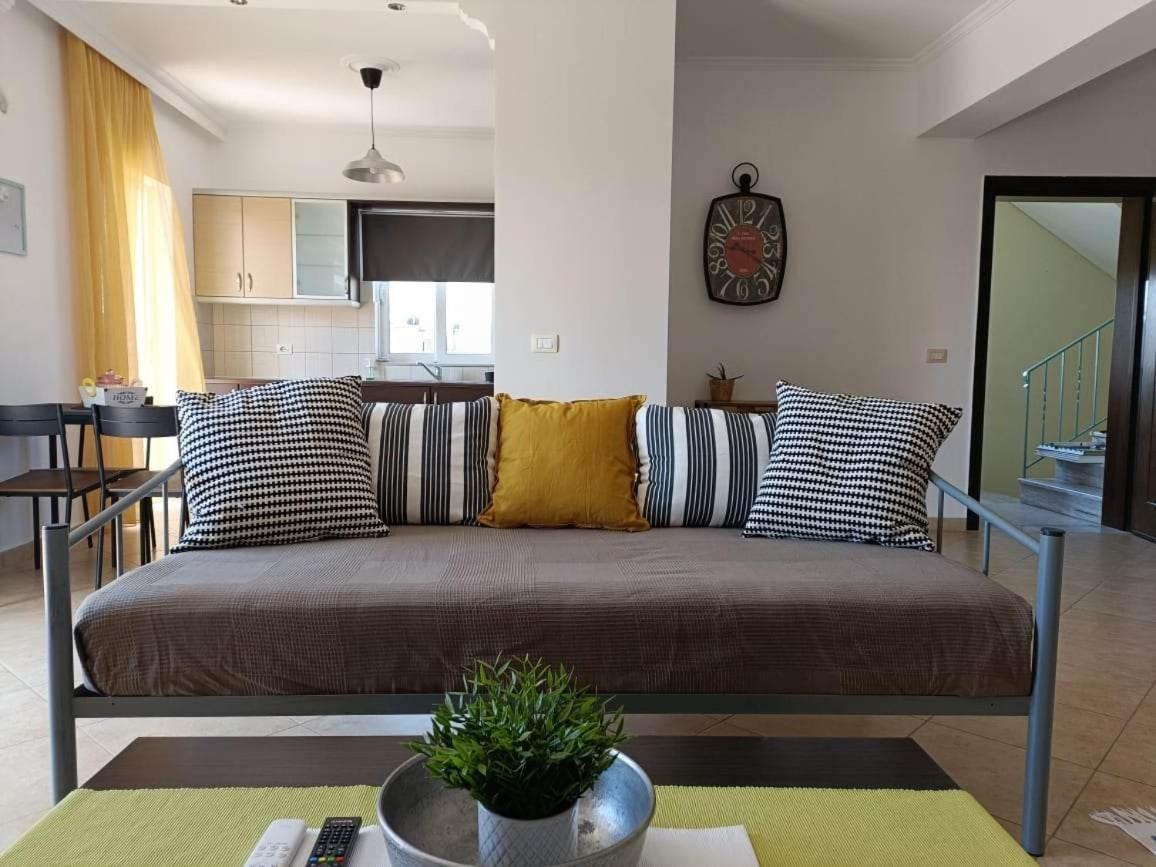Aloe Vera Apartments Саранда Екстер'єр фото